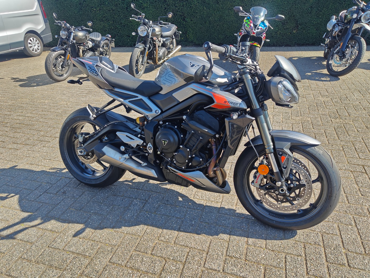 Street Triple RS 765 Silver Ice